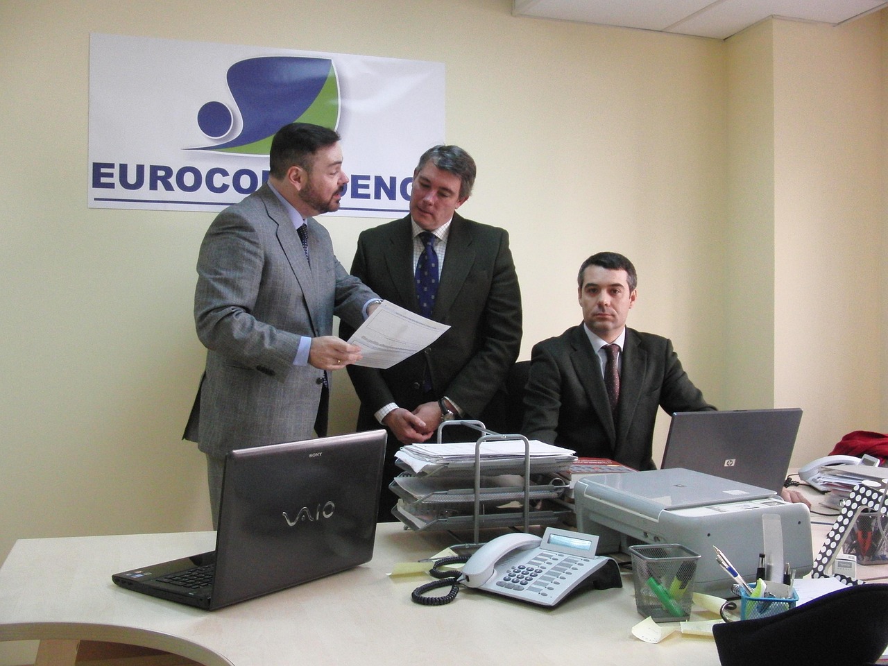 纯流量卡免实名：老地方交友平台代理